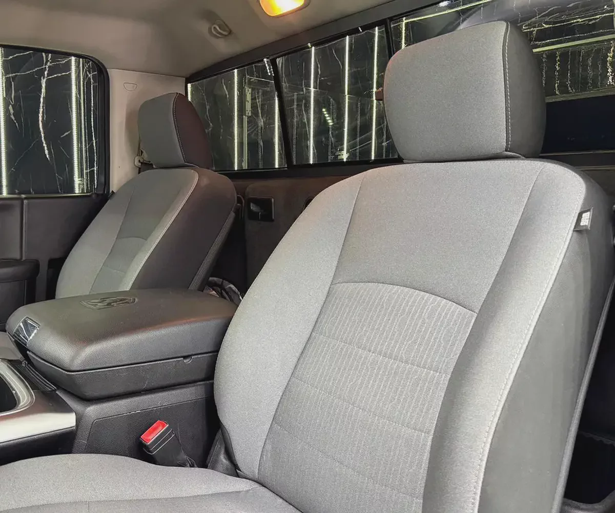 Dodge Ram 1500 | HEMI 5.7 L V8 VVT | GCC | Original Paint | Full service History-18-18
