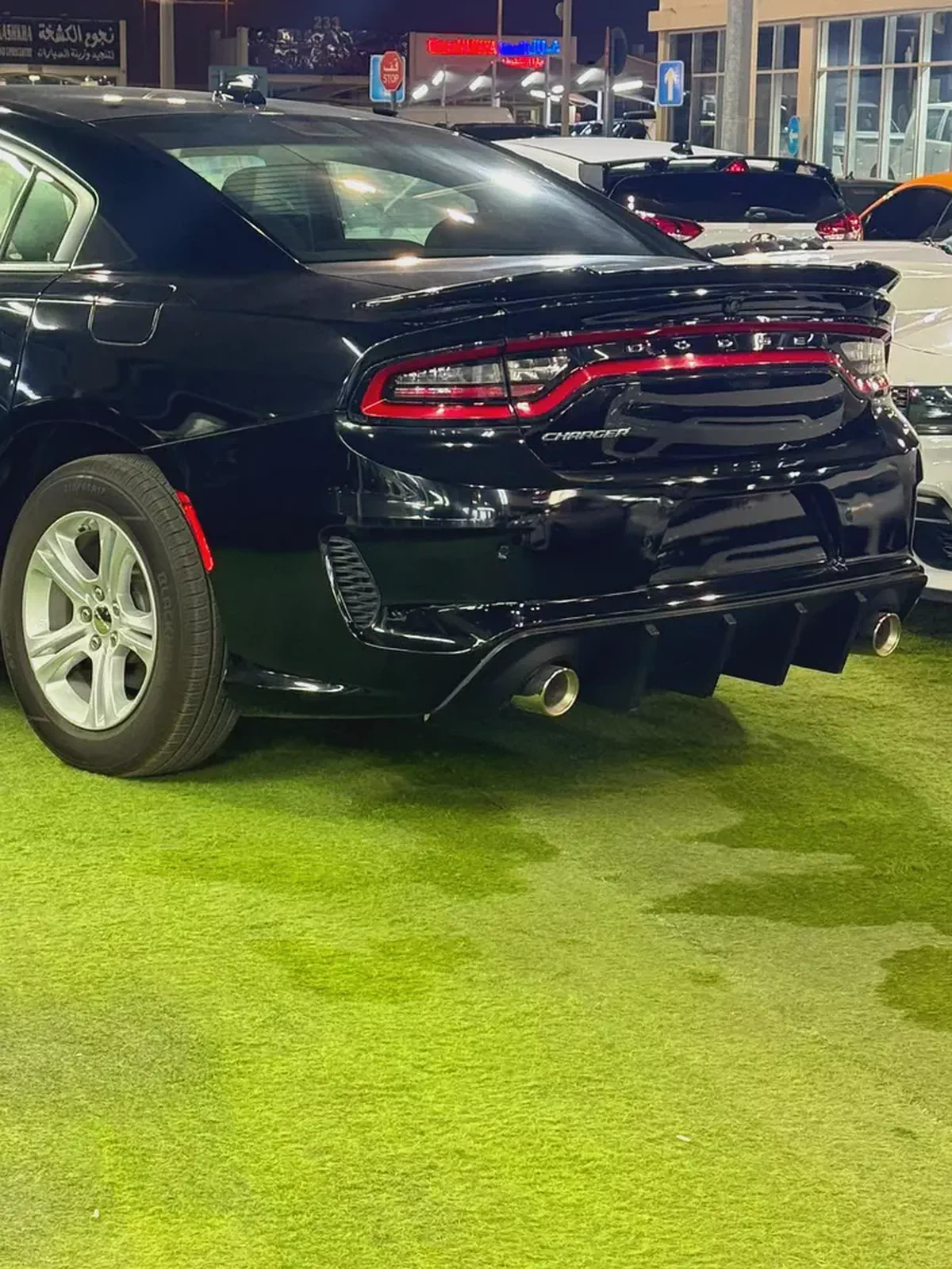 2023 Dodge Charger SXT - Pristine Condition - Low Mileage-3-3