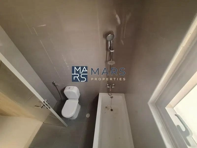 🌟 Luxurious 5-Bedroom Villa with Elevator for Rent in Hoshi, Sharjah | AED 250,000 Yearly 🌟-10