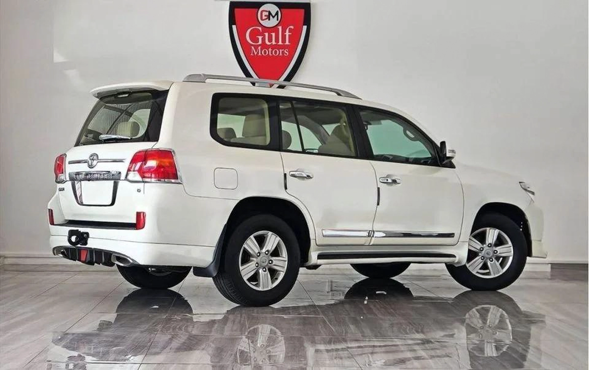 Toyota Land Cruiser GXR V6 4.6L-6CYL EXCELLENT CONDITION