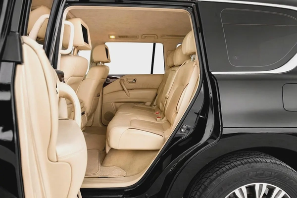 Nissan Patrol LE Titanium 2017 l AED 2,241 P.M l 0% Downpayment l Excellent Condition