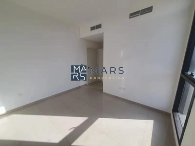 Spacious 2 bhk Townhouse with all facilities available for rent in Al Nasma Residence-10