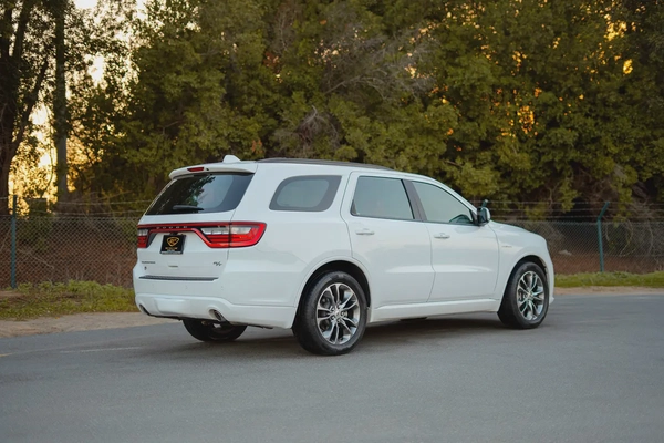 AED 1,695/Month | R/T 5.7L HEMI V8 | Free Wrranty | GCC Specs | REF#M63221