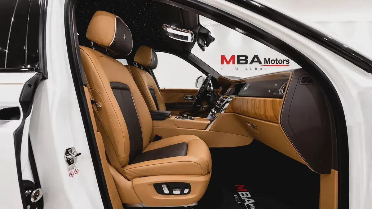 2020 Rolls-Royce Cullinan Black Badge | GCC Specs | Ultra Luxury SUV-11-11