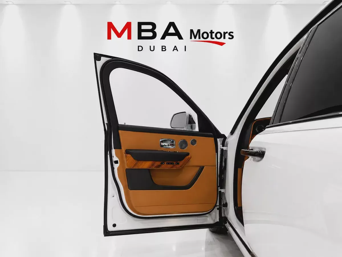 2020 Rolls-Royce Cullinan Black Badge | GCC Specs | Ultra Luxury SUV-8-8