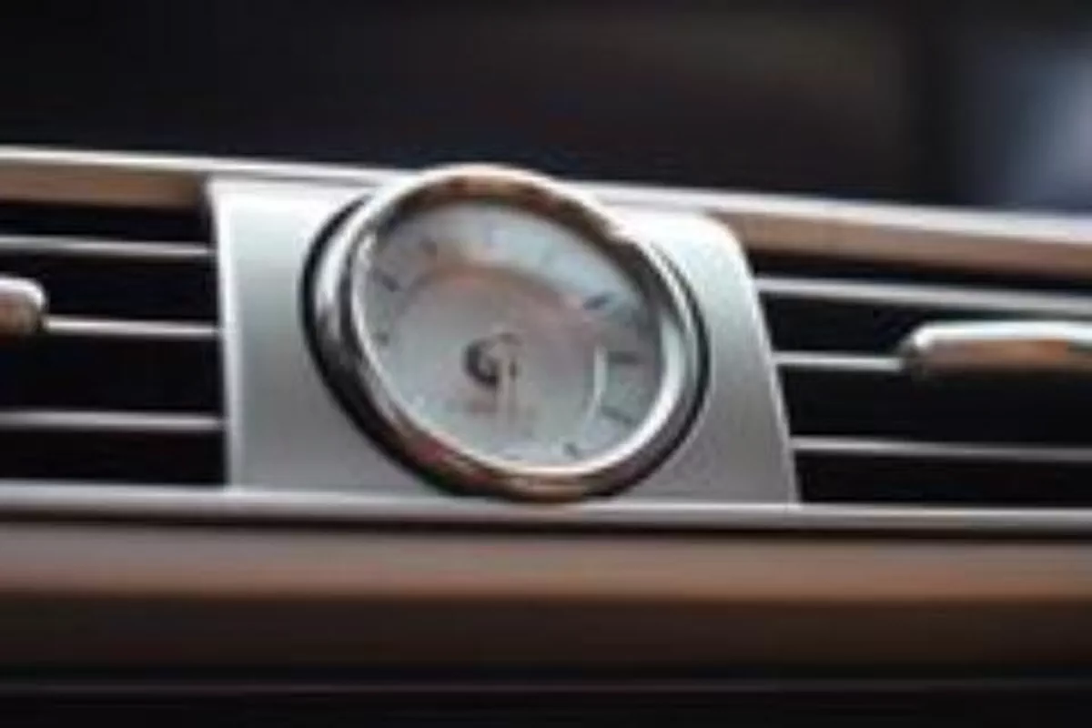 Used Lexus LS 460 4 door 4.6L SWB 2014-2-2