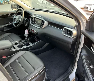 Kia Sorento LX 2019 Kia Sorento MidOption -3.3L V6 - Rear Camera - Auto trunk - Leather Seat --9
