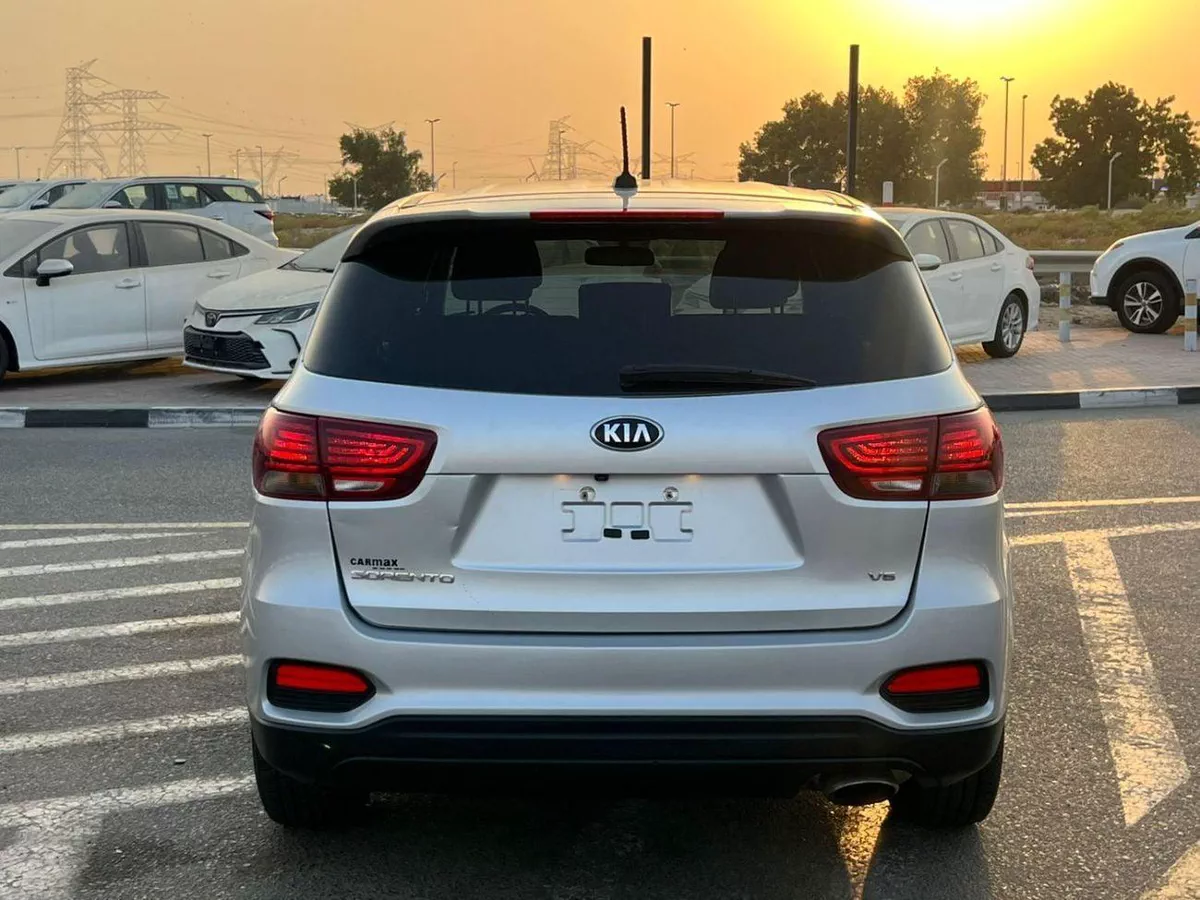 Kia Sorento LX 2019 Kia Sorento MidOption -3.3L V6 - Rear Camera - Auto trunk - Leather Seat --7-0