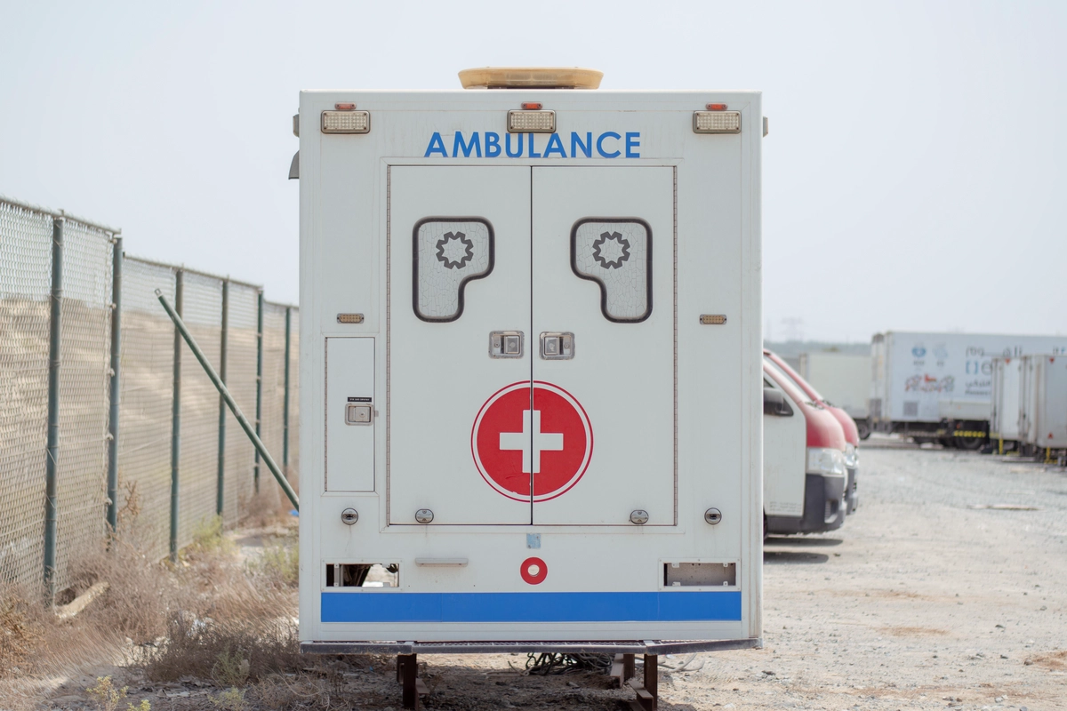 Ambulance Box with Full Equipment for Land Cruiser Pickup-10-10