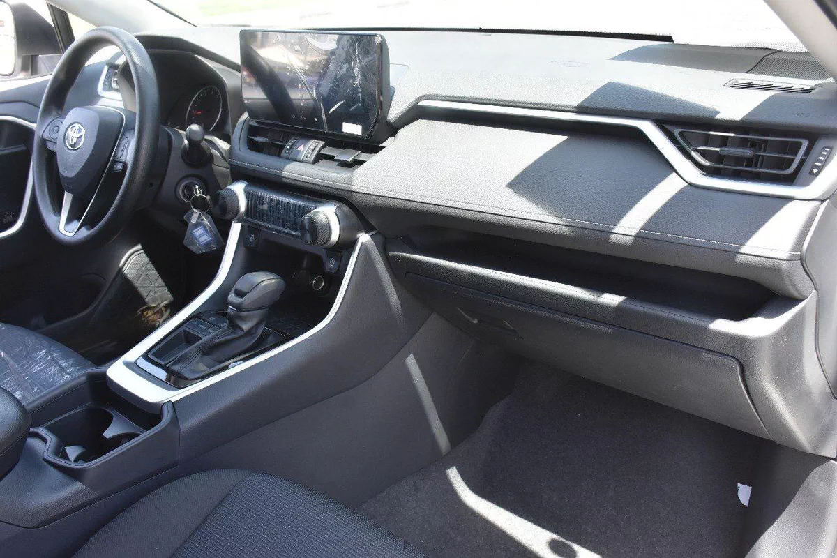 RAV4 URBAN EDITION NEW 2025 | WHITE-15-15