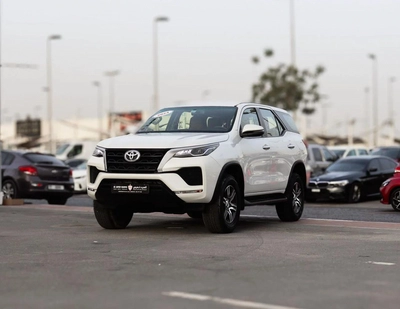 Toyota Fortuner EXR Toyota Fortuner| 2.7 L | 2024 | GCC | Accident-Free | In Excellent Condition-0