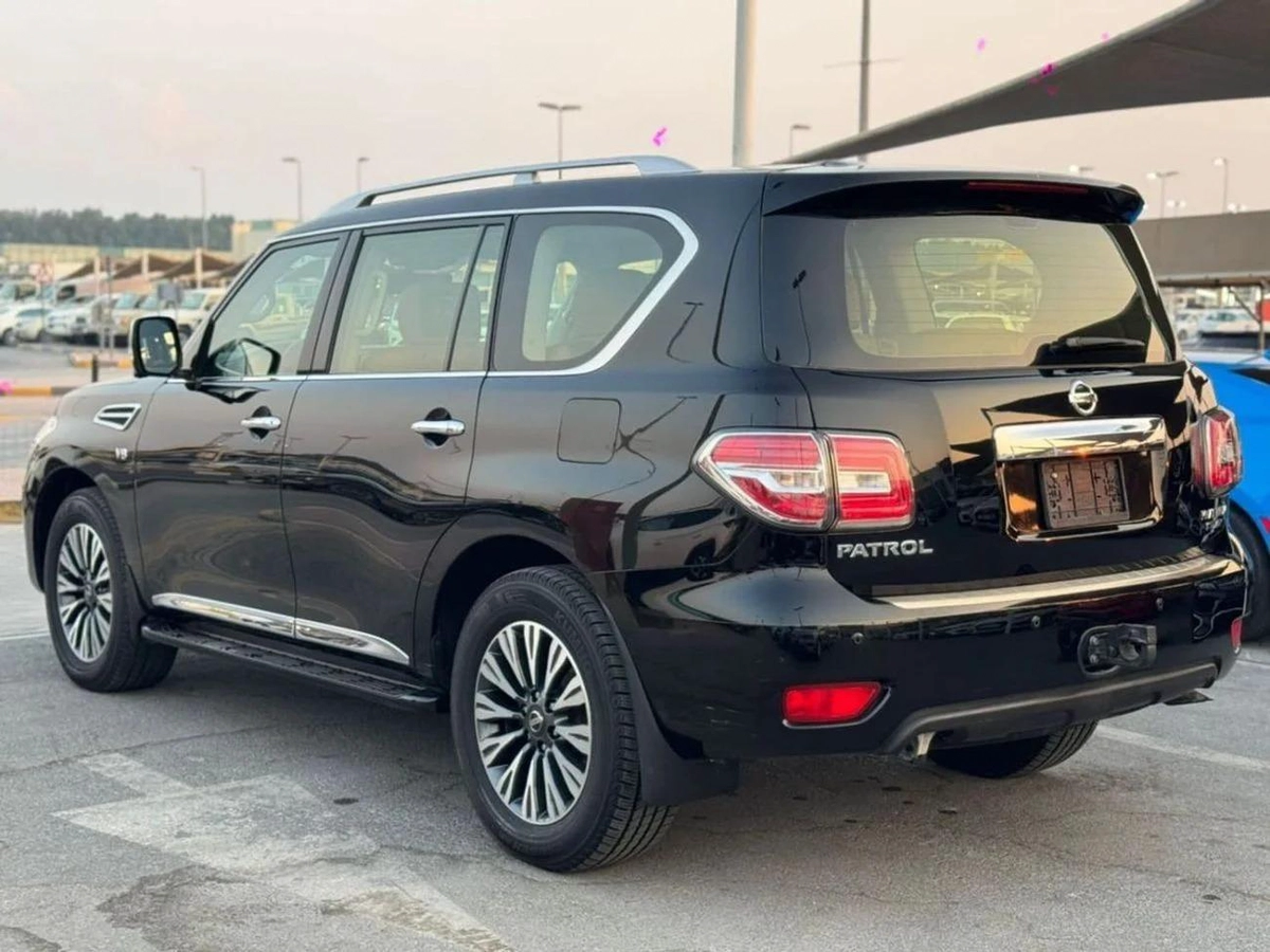 Nissan Patrol Nissan Patrol LE Platinum 5.6L 2018 GCC-11-11