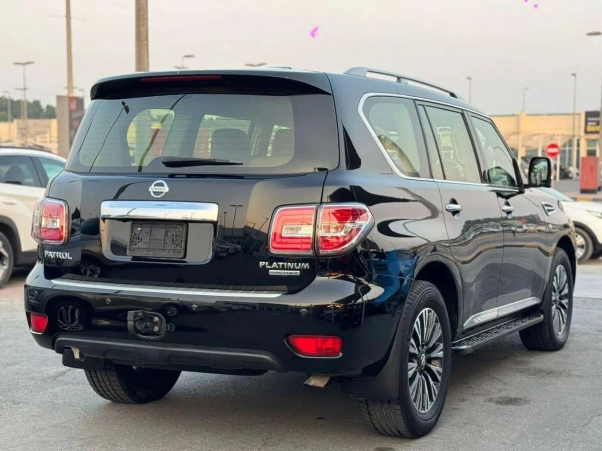Nissan Patrol Nissan Patrol LE Platinum 5.6L 2018 GCC-12-12