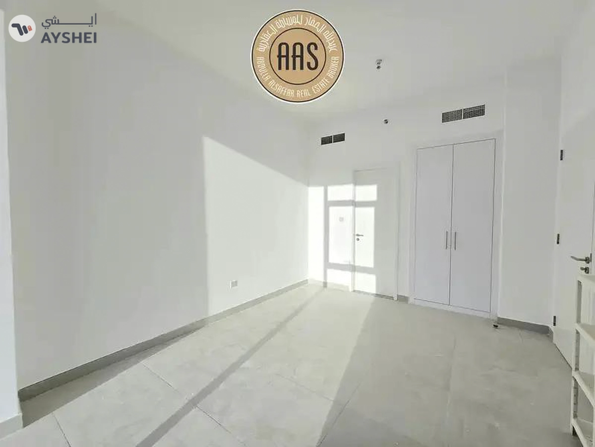 Ready to Move ! Spacious 2BHK with all amenities-4-4
