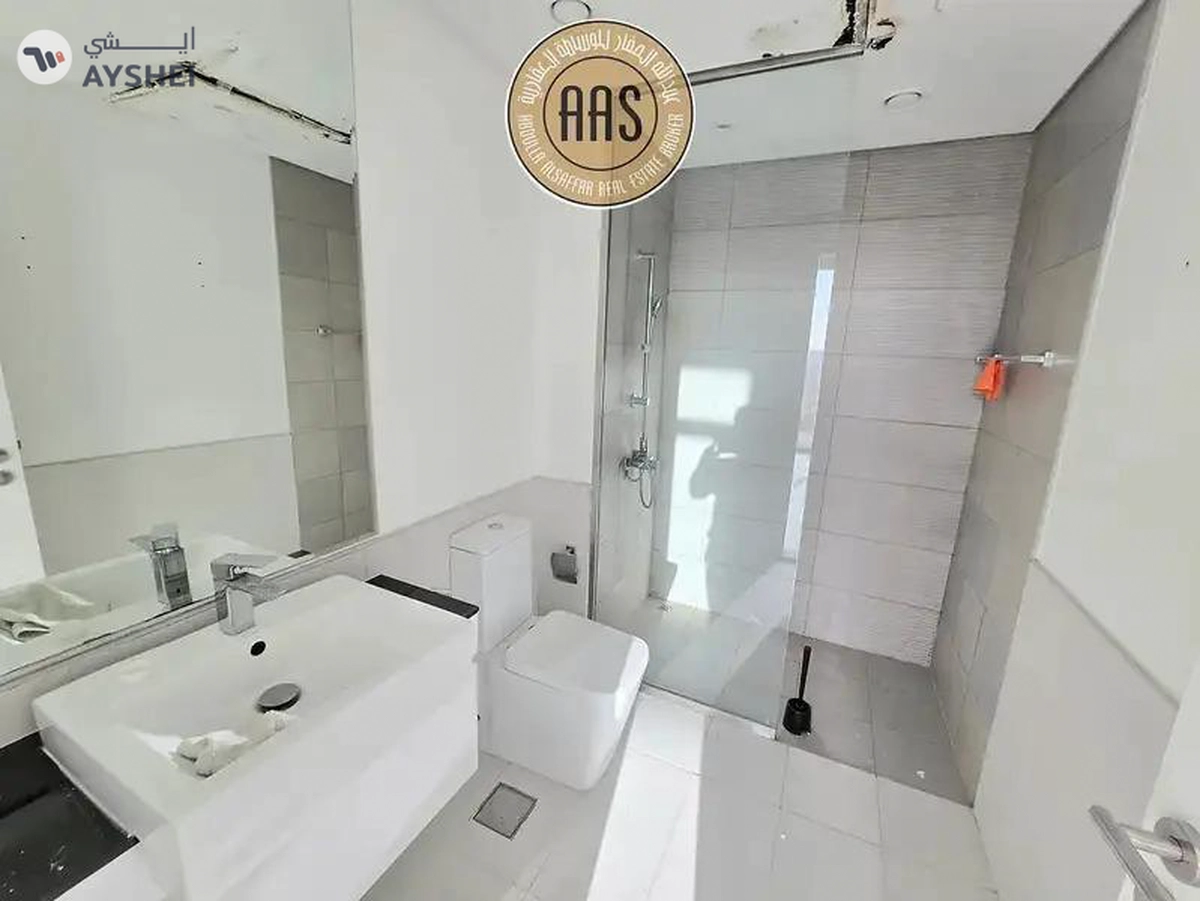 Ready to Move ! Spacious 2BHK with all amenities-5-5
