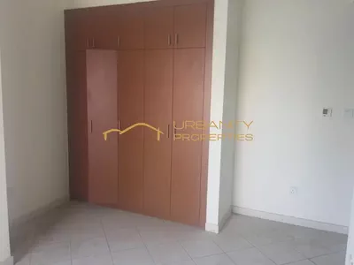 Spacious 1-Bedroom Apartment | Prime Location-1