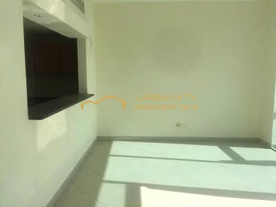 Spacious 1-Bedroom Apartment | Prime Location-4