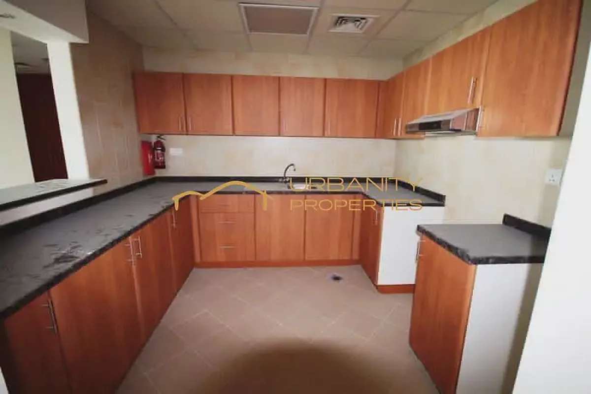 Spacious 1-Bedroom Apartment | Prime Location-3-3