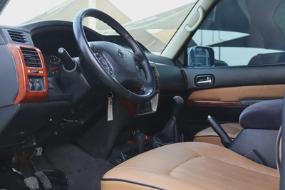 Nissan VTC Safari 2019 Full Option-12