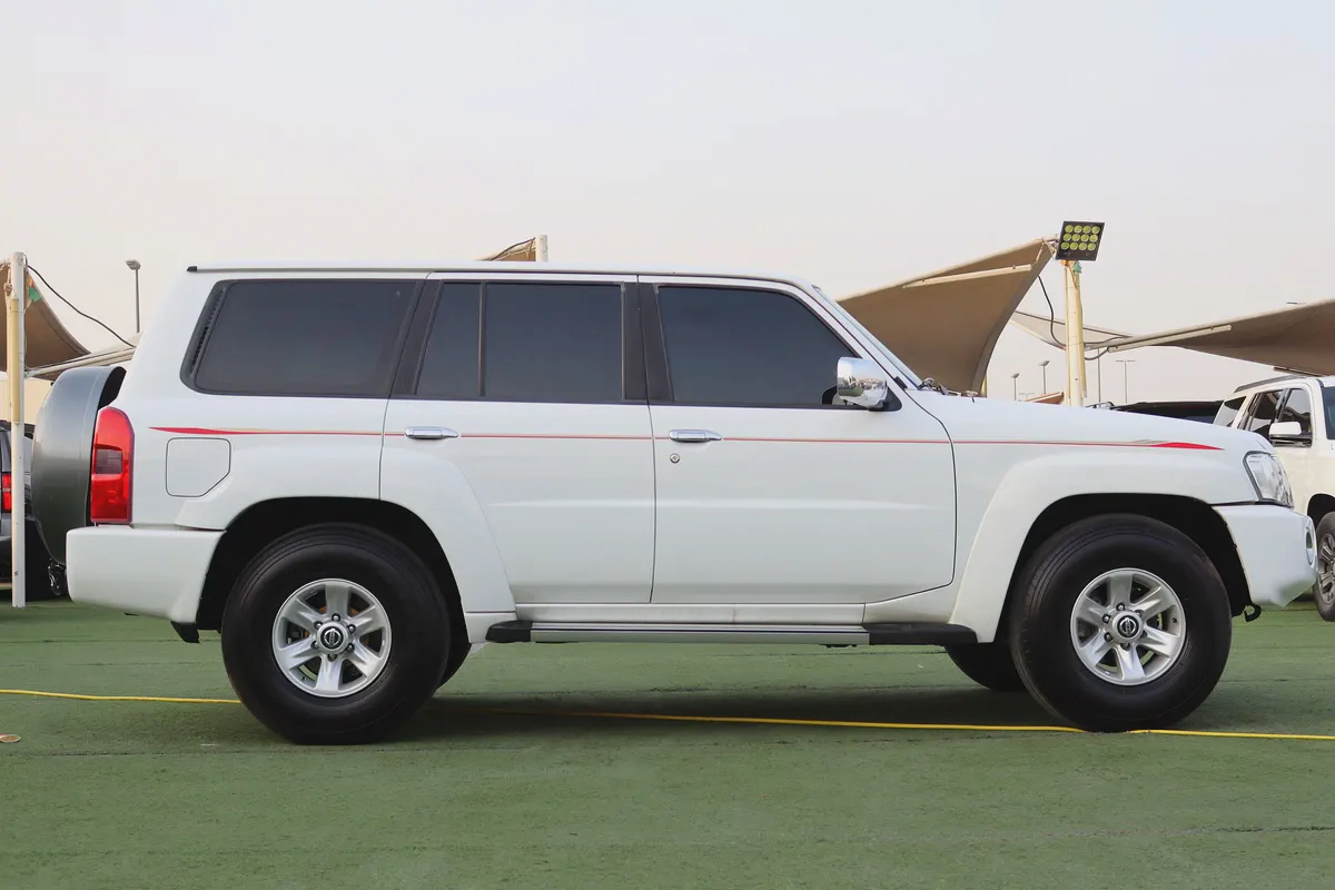 Nissan VTC Safari 2019 Full Option-5-5