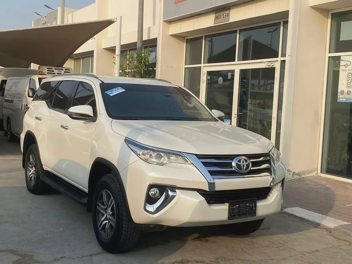 Toyota Fortuner 2020 White EX-1-1
