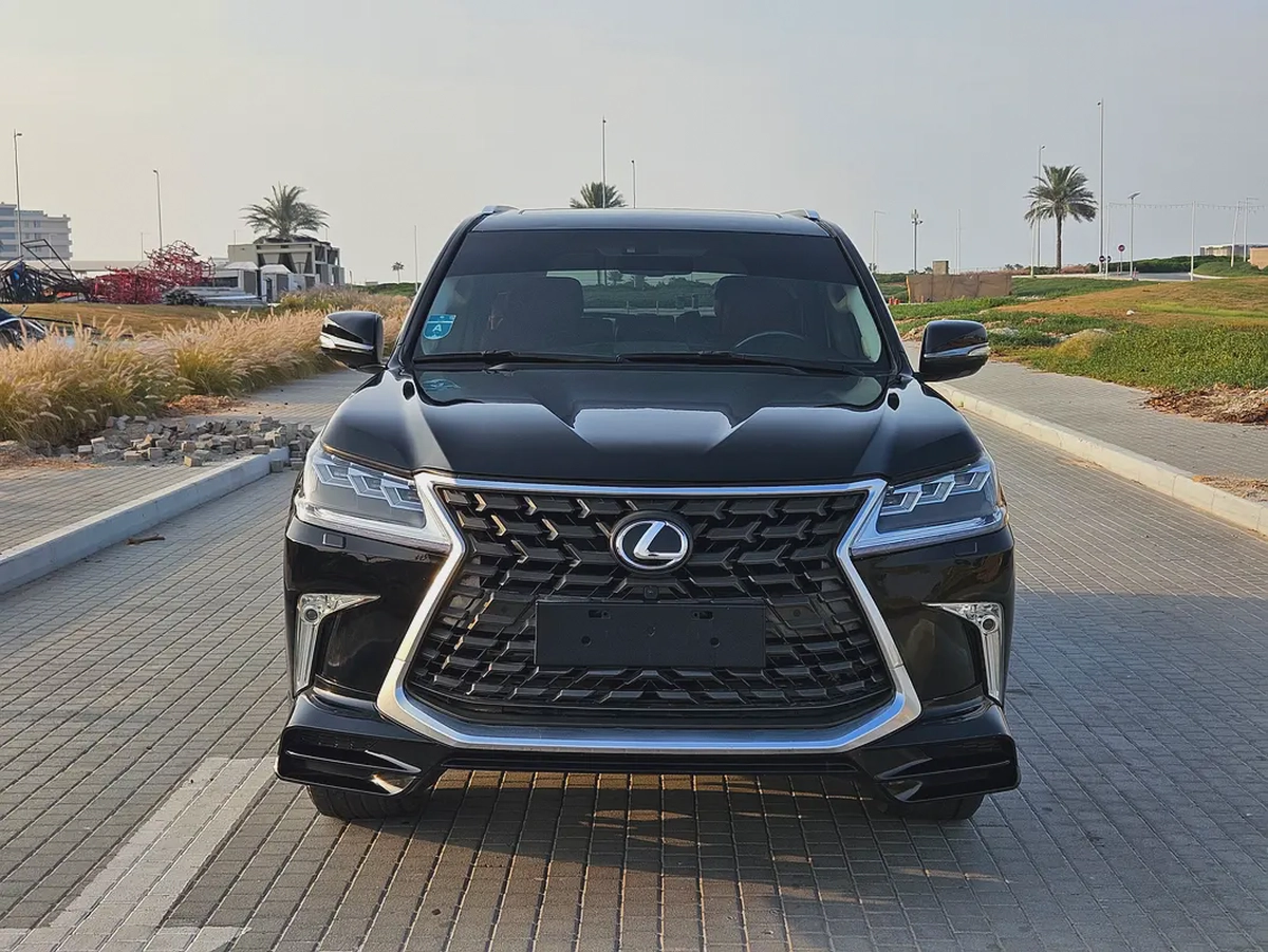 Lexus LX 570 2009 | GCC Specs | Facelift To 2023 Very Neat And Clean Car With Low KM Premium SUV
