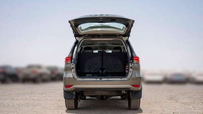 Toyota Fortuner GX2 4X4 Diesel 2.4L-6