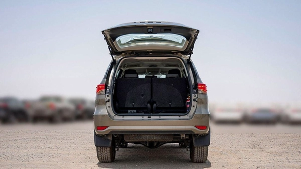 Toyota Fortuner GX2 4X4 Diesel 2.4L