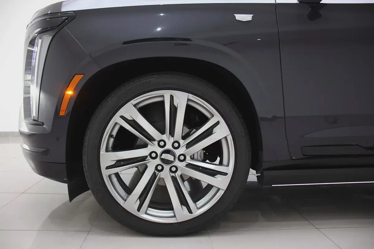 2025 Cadillac Escalade Sport Platinum | GCC Specs