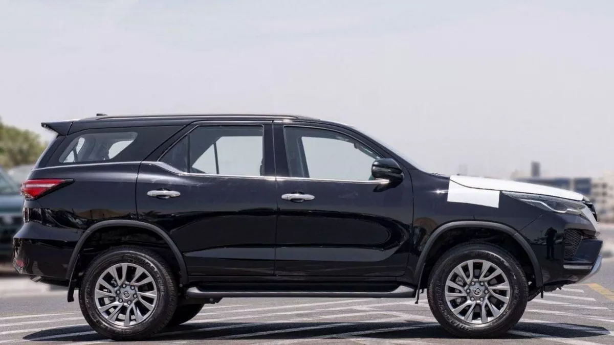 Toyota Fortuner VX2 Toyota Fortuner 2.8L Diesel Full Option 2024-2-0