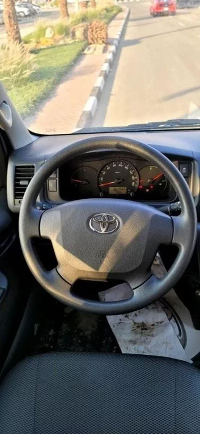 Toyota Hiace GL HIACE 2.5L HIROOF CARGO  PETROL-6