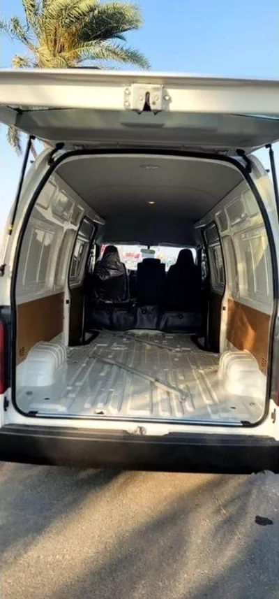 Toyota Hiace GL HIACE 2.5L HIROOF CARGO  PETROL-8