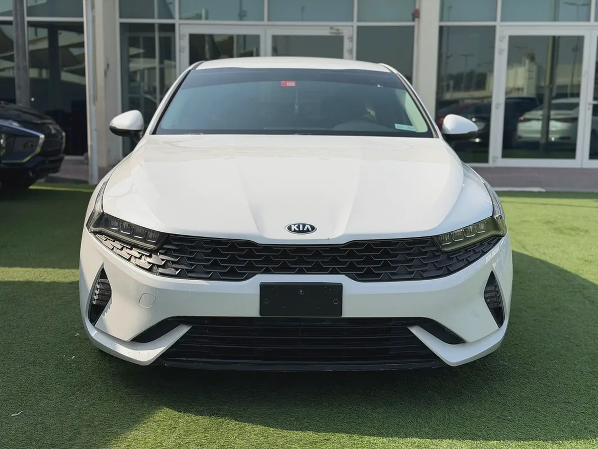 KIA K5 —2021–GCC—FREE ACCIDENT—LOW MILAGE—EXCELLENT CONDITION-2-2