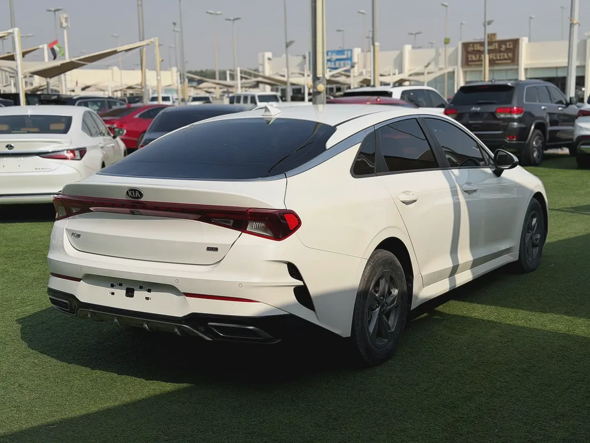 KIA K5 —2021–GCC—FREE ACCIDENT—LOW MILAGE—EXCELLENT CONDITION-4-4