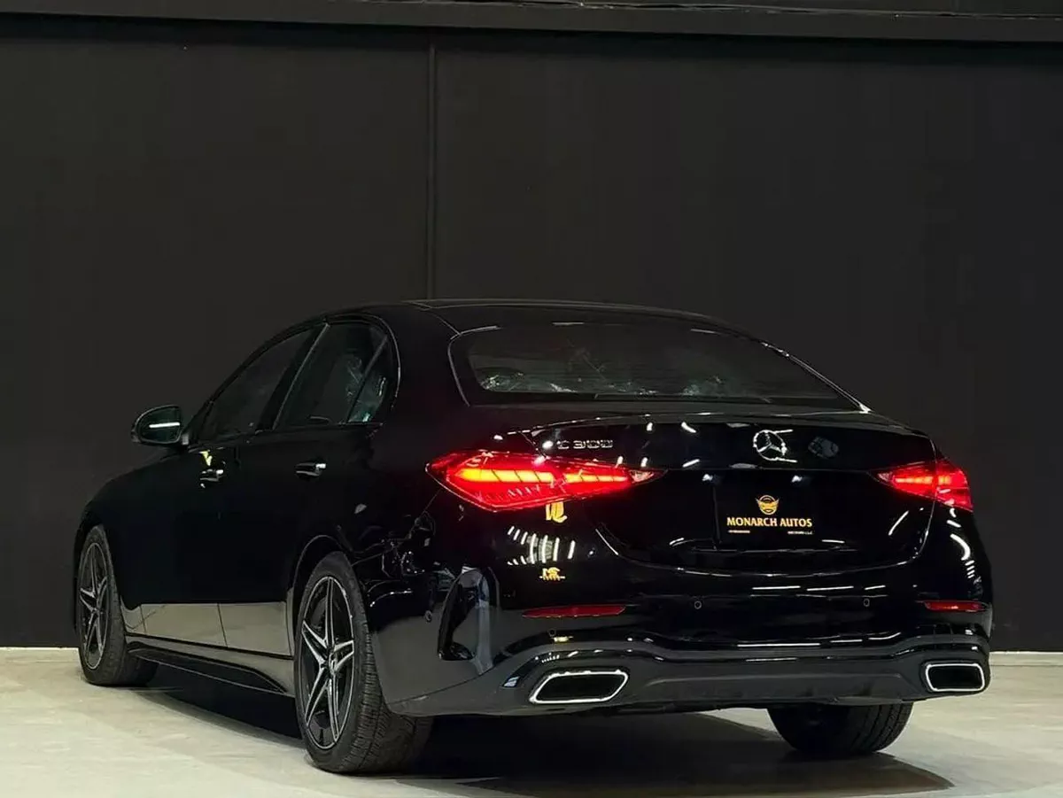 Mercedes Benz C300 STANDARD | American Specs | 21,344 KM | AED 138,000-6-0