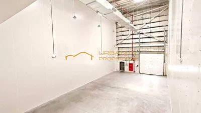 Warehouse with Office in Dubai Silicon Oasis – 3,767 Sq. Ft. | Immediate Possession-0