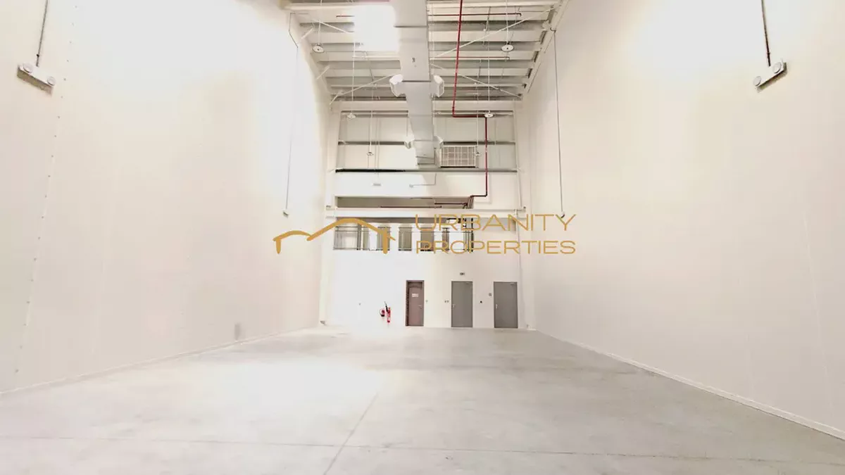 Warehouse with Office in Dubai Silicon Oasis – 3,767 Sq. Ft. | Immediate Possession-4-4
