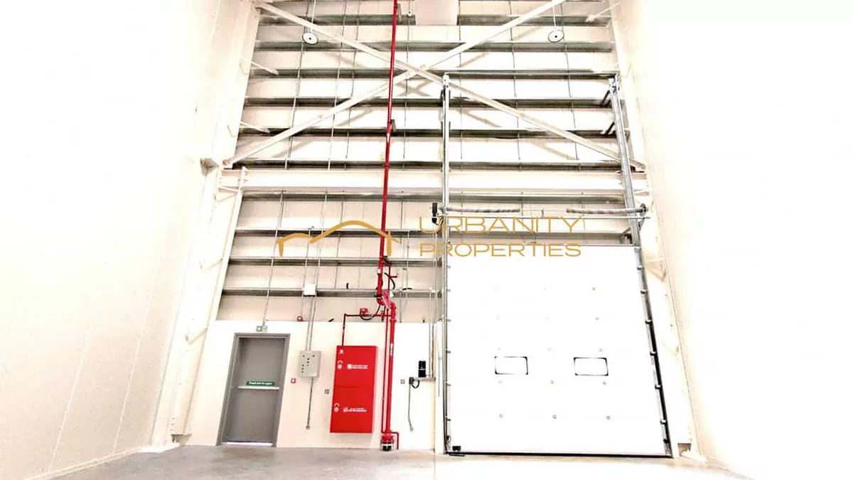 Warehouse with Office in Dubai Silicon Oasis – 3,767 Sq. Ft. | Immediate Possession-8-8
