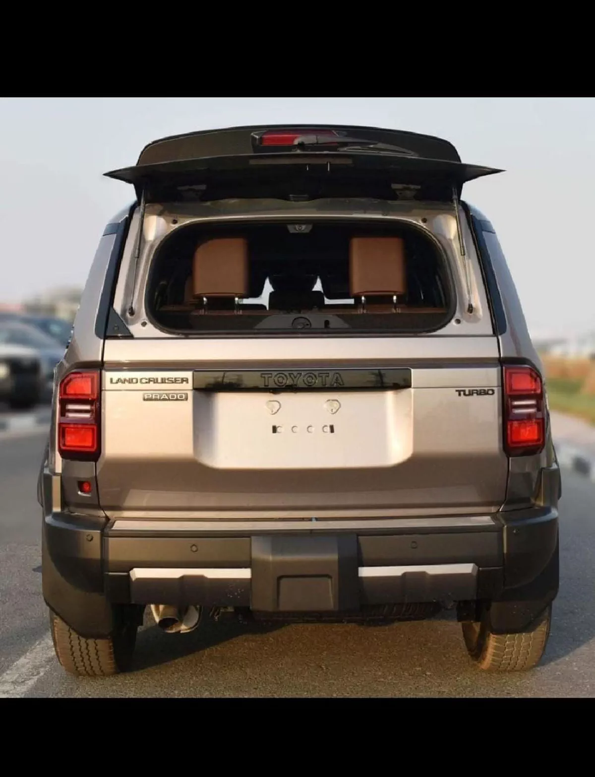 Toyota Prado VXR 2.4T-4-0