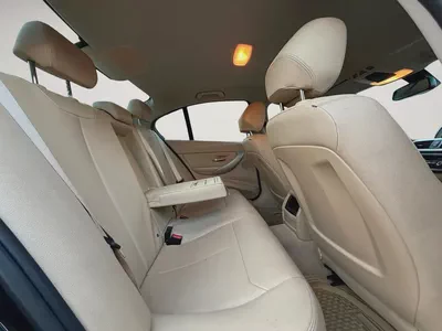 BMW 320i | 2.0L TURBO | 184 HP | GCC SPECS | 2017-17