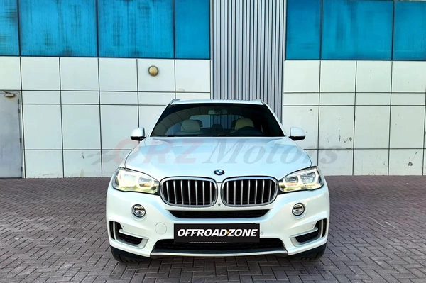 2014 BMW X5 XDrive50i (7 Seater / 2 keys available)