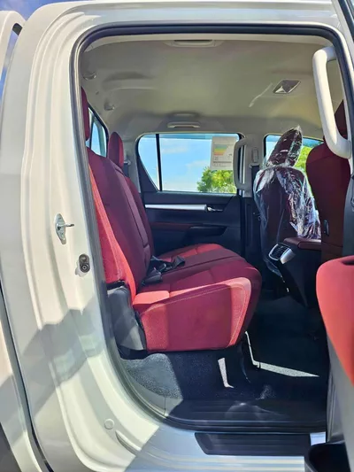 Toyota Hilux SR5 TRD 4.0L PETROL SR5 TRD || 4.0L PETROL V6 4WD | WOOD INTERIOR W VISOR | BLIND SPOT | DIFFLOCK | DVD+CAMERA | READY S-10