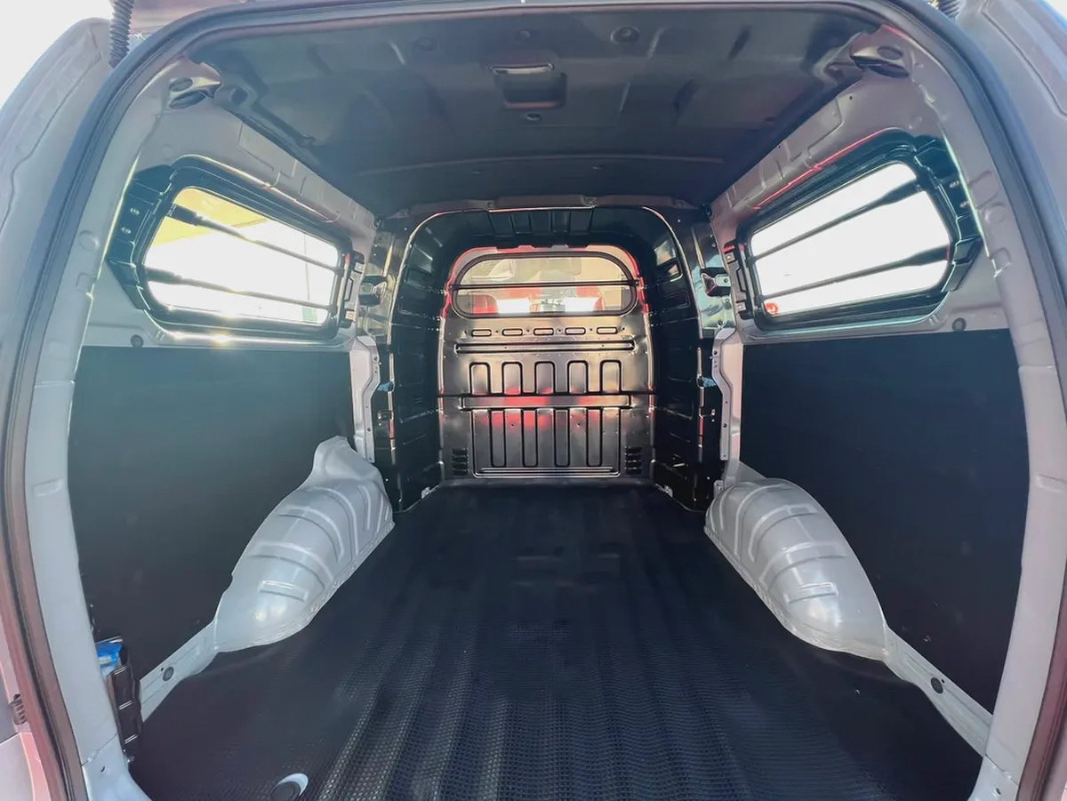 2021 Hyundai H1 | 5 Seats  Van | Diesel | Manual | Ref#980-14-14
