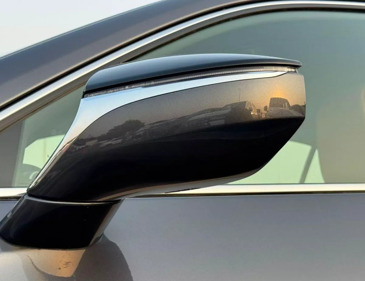 Lexus UX300h PRIME 2.0L HYBRID PRIME HYBRID || 2.0L V4 HYBRID | RADAR | LEATHER WITH PWR SEATS | SUNROOF | FR&RR CAMERA | FULL OPTI-7-0