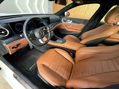 2023 - Mercedes-Benz E 300 GCC Specs - Pristine Condition-13