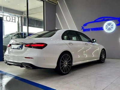 2023 - Mercedes-Benz E 300 GCC Specs - Pristine Condition-9