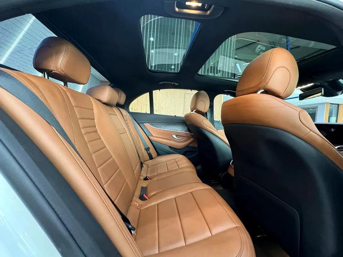 2023 - Mercedes-Benz E 300 GCC Specs - Pristine Condition-10-10