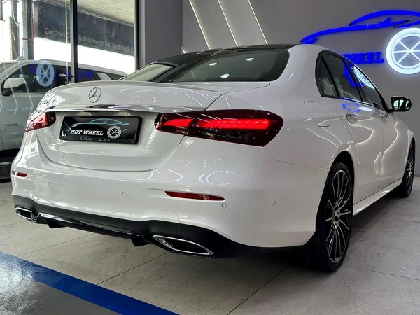 2023 - Mercedes-Benz E 300 GCC Specs - Pristine Condition