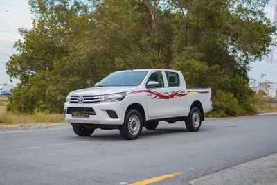 Hilux | Double Cabin 4x4 | Automatic | GCC Specs | Ref#T44166-0