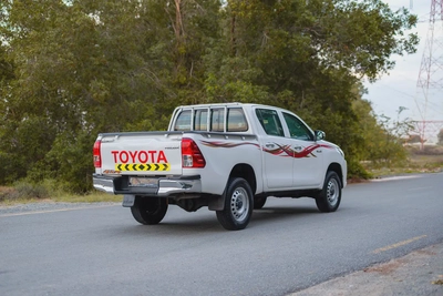 Hilux | Double Cabin 4x4 | Automatic | GCC Specs | Ref#T44166-2
